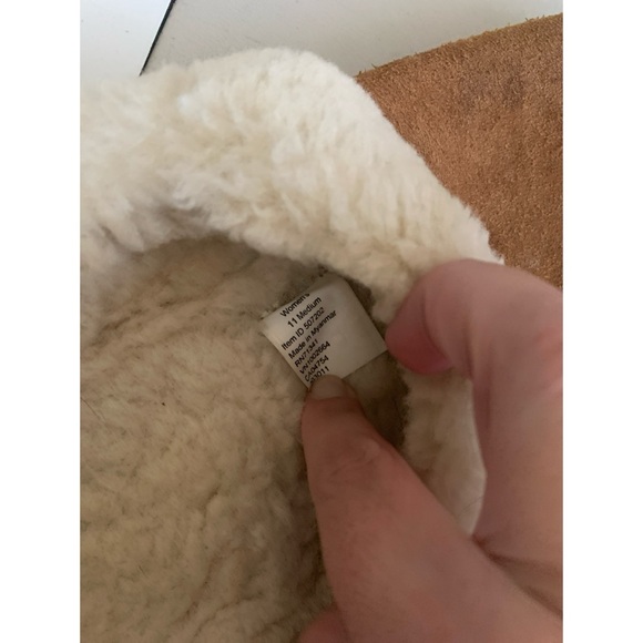 LL Bean Shearling Slippers Women’s Size 11 - Picture 3 of 6